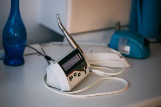 تجهیزات مدرن عصب‌کشی